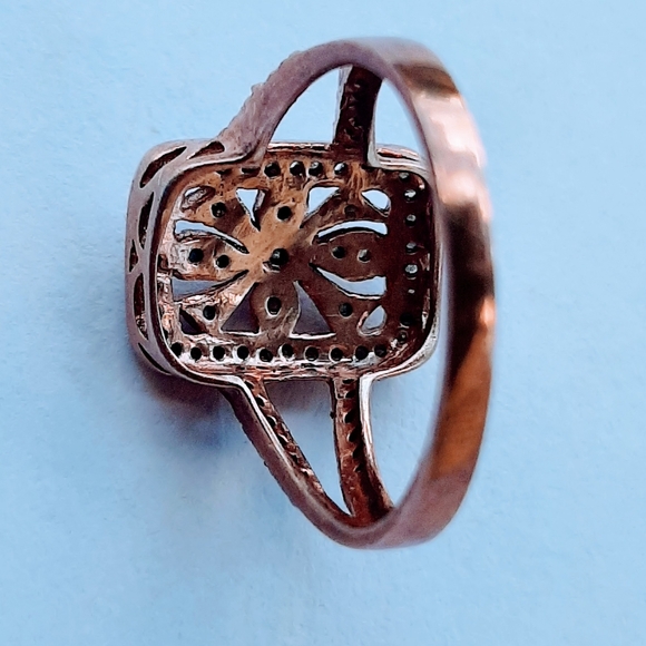 925 Sterling Silver Rose Color Multiple Diamond Cluster Ring Size 8 - Picture 3 of 5